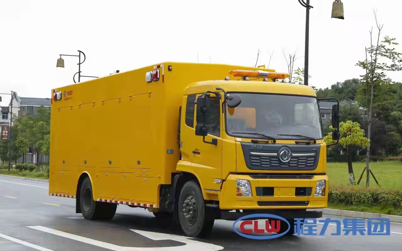 腾博会诚信为本,专业服务!东风天锦排水抢险车